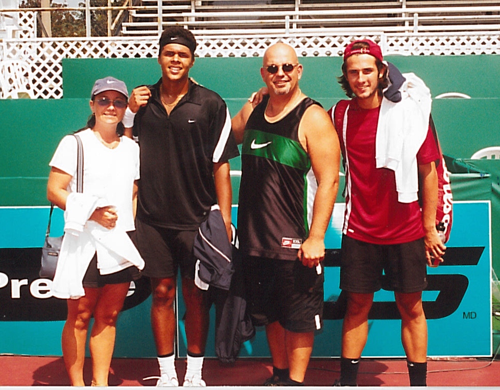 Jo-Wilfried Tsonga, champion in 2002 and now ranked 11th in the world, with his foster family, the Jeté’s.